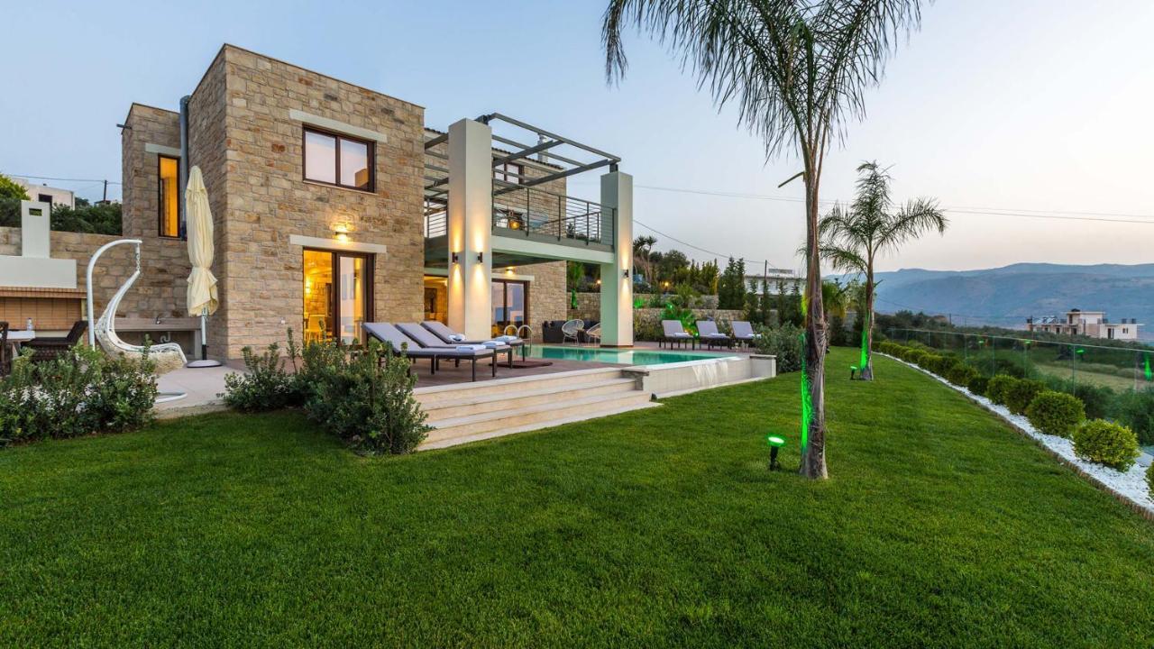 Villa Emilia I Luxury, Amazing Seaview, Next To The Town Kíssamos Exterior foto