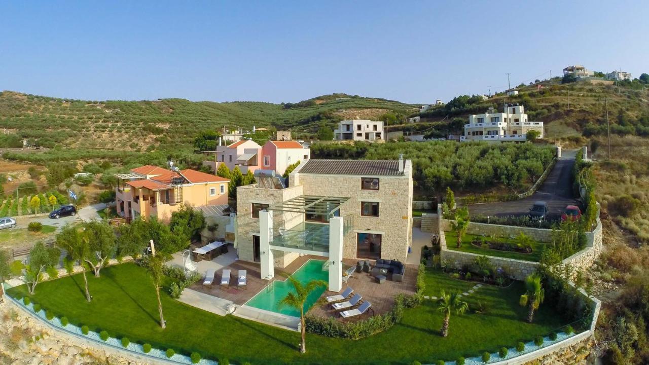 Villa Emilia I Luxury, Amazing Seaview, Next To The Town Kíssamos Exterior foto